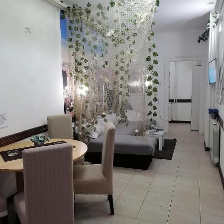 Low Cost Apartment Beograd Bagian luar foto