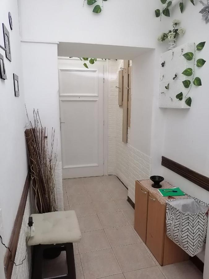 Low Cost Apartment Beograd Bagian luar foto